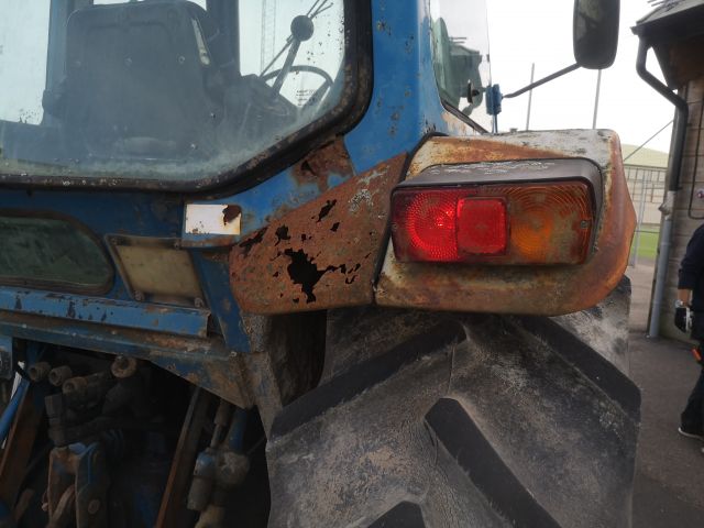 850620-31 Tractor Ford 6610 / ii 4wd Mustang 1987