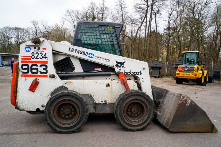 850929-7 Bobcat 963 - 2000