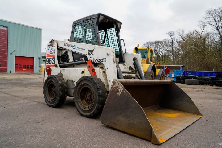 850929-8 Bobcat 963 - 2000