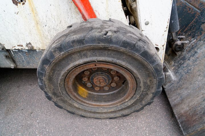 850929-31 Bobcat 963 - 2000