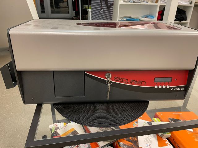850939-1 Plastic card printer Securion Evolis