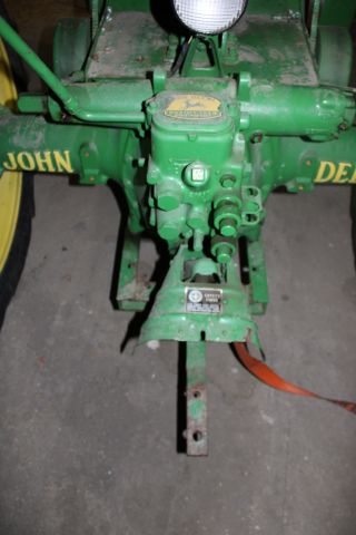 812048-17 Veteran Tractor John Deere Model A -1947