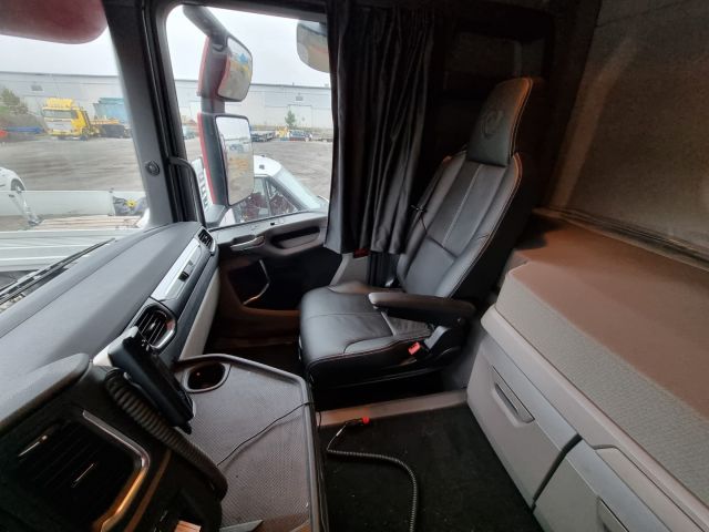 824345-13 SCANIA R500A6X2NB, 2019, 493 hp with crane Effer 585