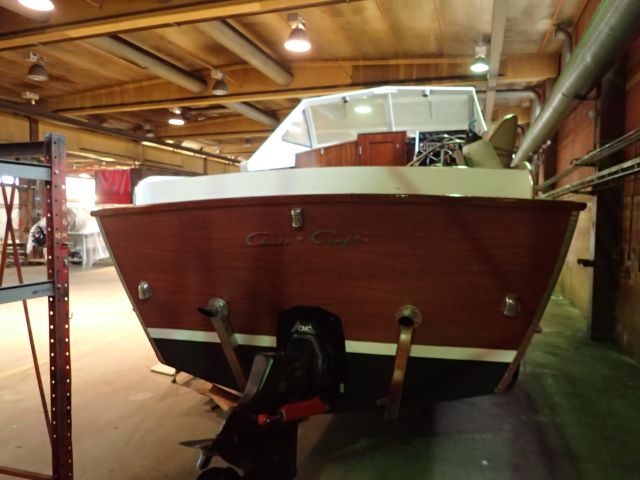 753524-5 Chris Craft Cavalier Futura 26ft. 1969 #No Reservation#