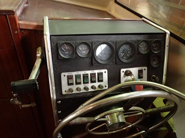 753524-58 Chris Craft Cavalier Futura 26ft. 1969 #No Reservation#