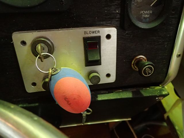 753524-63 Chris Craft Cavalier Futura 26ft. 1969 #No Reservation#