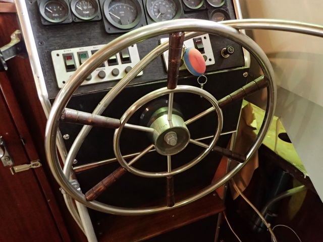 753524-65 Chris Craft Cavalier Futura 26ft. 1969 #No Reservation#