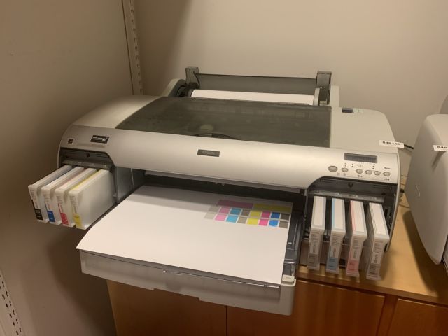 848155-1 Large format printer Epson Stylus Pro 4880