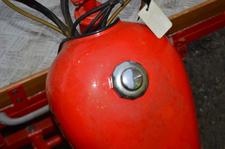 851163-28 Moped Mgb Delivery 2013