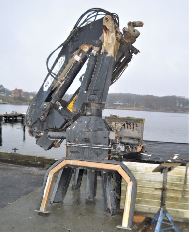 851165-1 Crane Tico Marine 200 - 1986