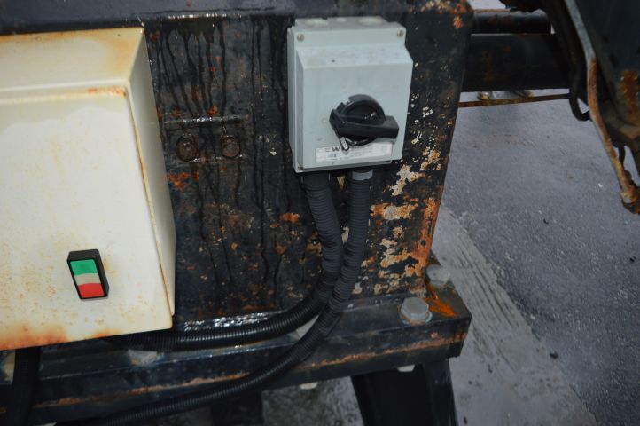 851165-5 Crane Tico Marine 200 - 1986