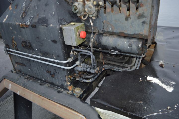 851165-14 Crane Tico Marine 200 - 1986