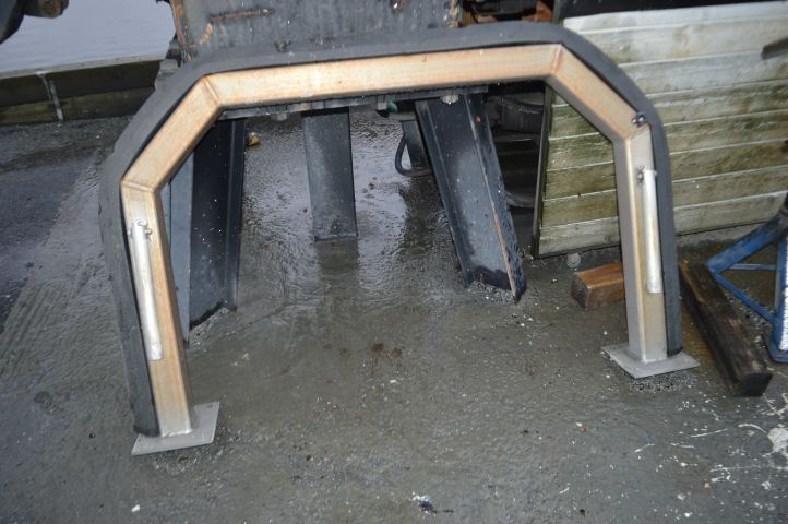 851165-16 Crane Tico Marine 200 - 1986