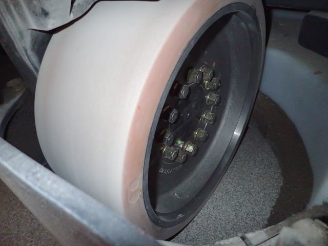 753572-23 Pickup truck Linde K10 - 2008