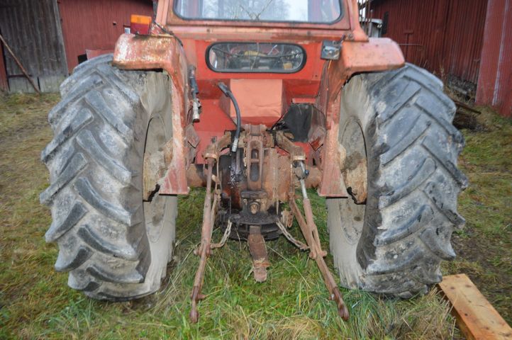 851295-19 Massey Ferguson 165 1966