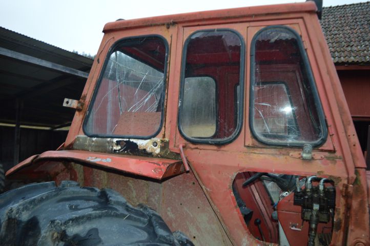 851295-22 Massey Ferguson 165 1966