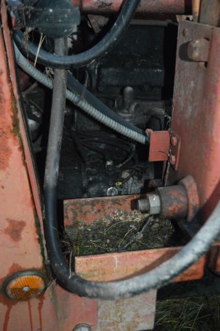 851295-25 Massey Ferguson 165 1966