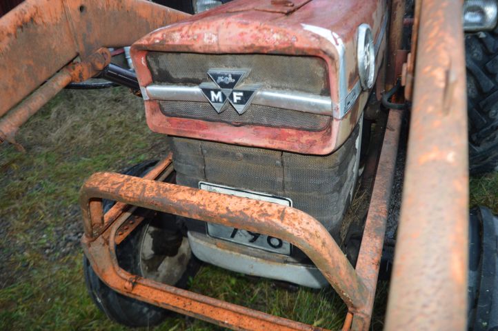 851295-28 Massey Ferguson 165 1966