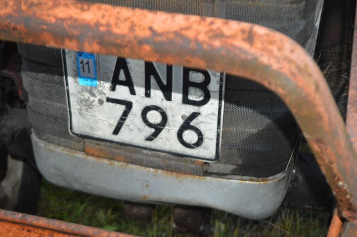 851295-29 Massey Ferguson 165 1966