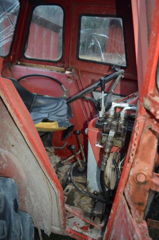 851295-34 Massey Ferguson 165 1966
