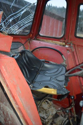 851295-35 Massey Ferguson 165 1966