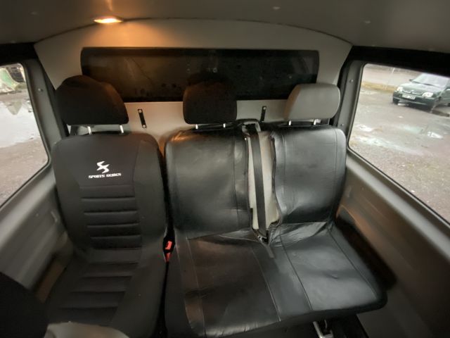 848902-51 VW Transporter, 5-seater, 2.5TDi, 4motion -2007