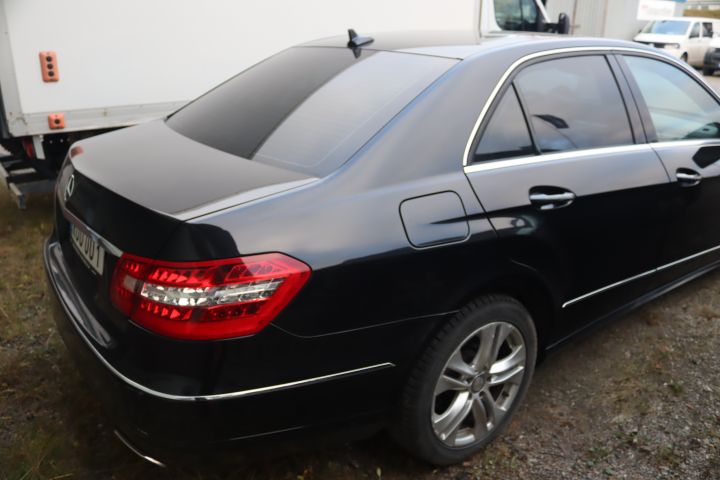851313-6 Mercedes-Benz E 350 CDI 4MATIC BlueEFFICIENCY 7G-Tronic, 265hp, 2011