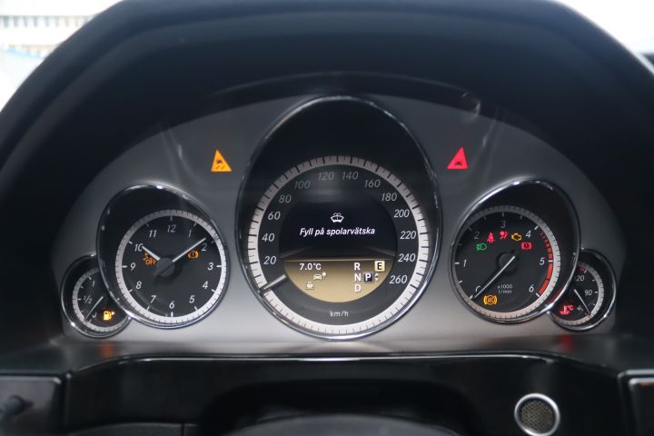 851313-16 Mercedes-Benz E 350 CDI 4MATIC BlueEFFICIENCY 7G-Tronic, 265hp, 2011