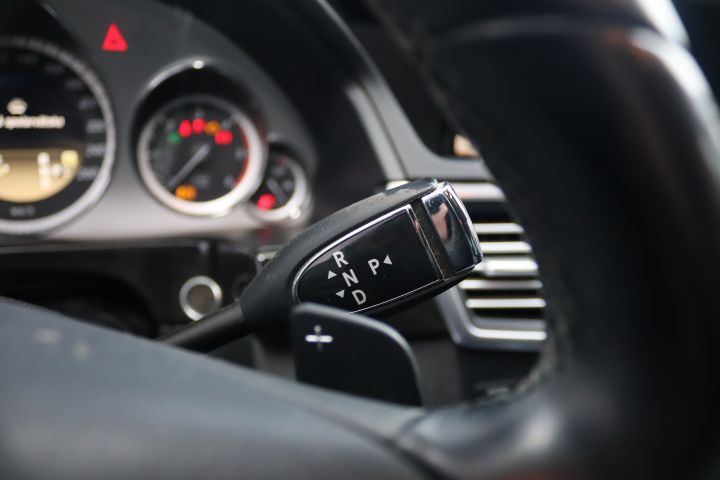 851313-21 Mercedes-Benz E 350 CDI 4MATIC BlueEFFICIENCY 7G-Tronic, 265hp, 2011