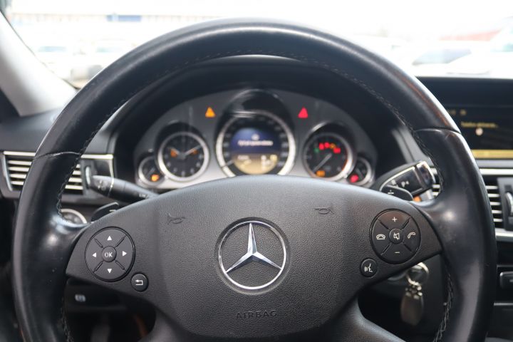 851313-23 Mercedes-Benz E 350 CDI 4MATIC BlueEFFICIENCY 7G-Tronic, 265hp, 2011