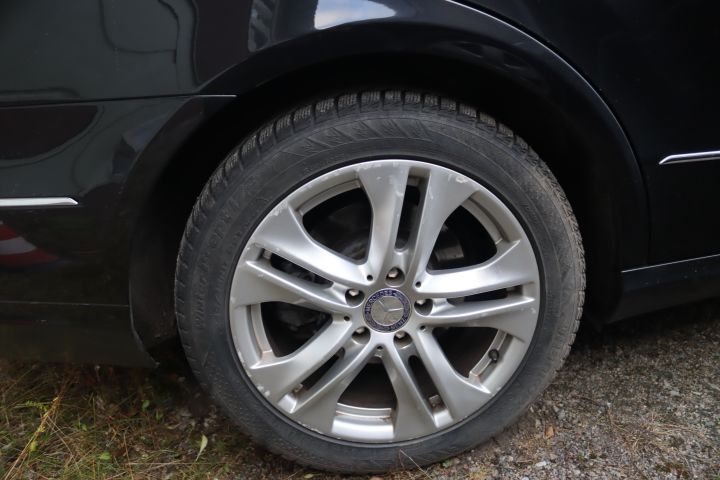 851313-40 Mercedes-Benz E 350 CDI 4MATIC BlueEFFICIENCY 7G-Tronic, 265hp, 2011