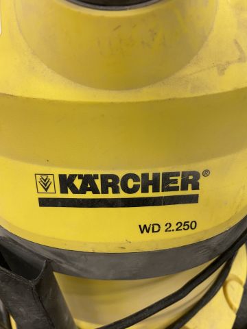 848904-3 Vacuum cleaner Kärcher WD 2.250