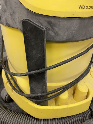 848904-4 Vacuum cleaner Kärcher WD 2.250