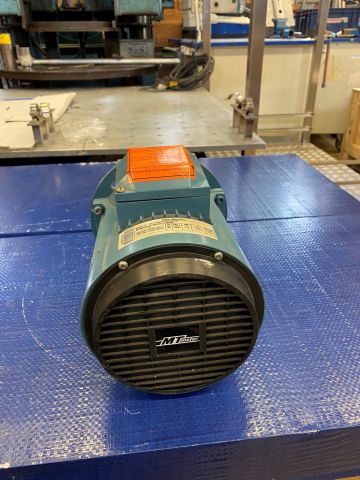 851329-4 Elmotor ABB MT90S24