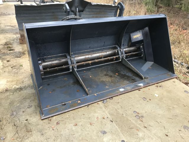 851510-3 Sand spreader bucket DRIVEX SS15C -18