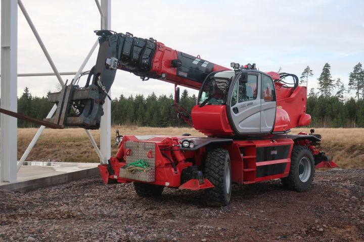 851672-3 Telescopic loader, MANITOU MRT 3050 -2013