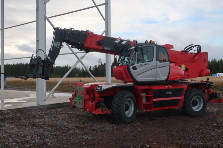 851672-95 Telescopic loader, MANITOU MRT 3050 -2013