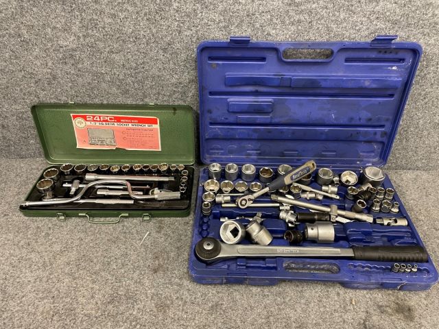 828915-1 Socket wrenches 2 drawers