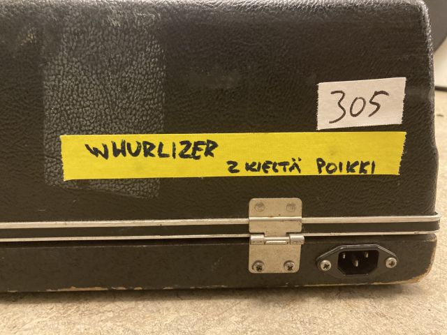 851336-8 Wurlitzer 200A (needs repair / vaatii korjausta)