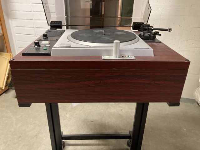 851346-3 Technics SL-1000 MKIIP Turntable (for parts / osiksi)
