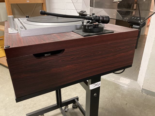 851346-5 Technics SL-1000 MKIIP Turntable (for parts / osiksi)