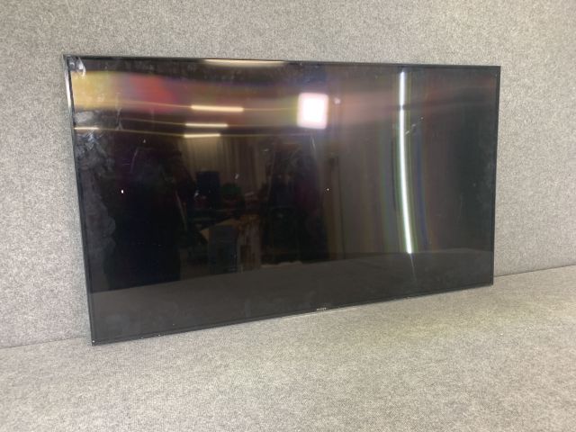 748127-1 Sony Bravia KD-55XE9305 (Repair Item)