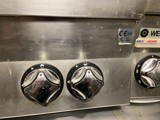 828104-5 Gas stove Wery C67G, 4 burners