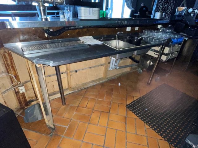 848912-10 Built-in stainless steel bar counter