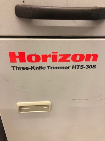 852227-6 Boxing machine Horizon Stitchliner 5500