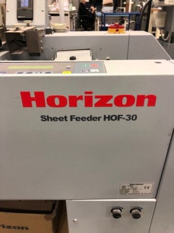852227-9 Boxing machine Horizon Stitchliner 5500