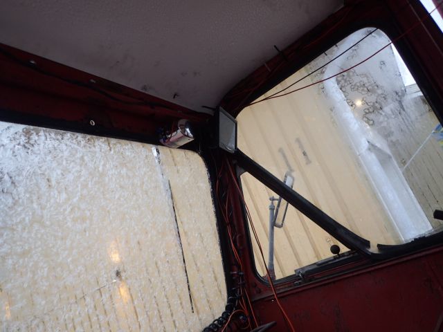 752072-29 David Brown with front loader