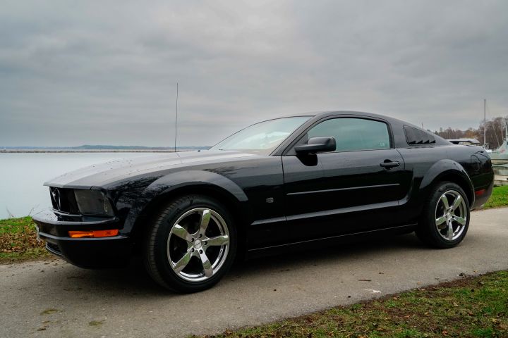 852234-5 Ford Mustang, 2006 - 297 hp