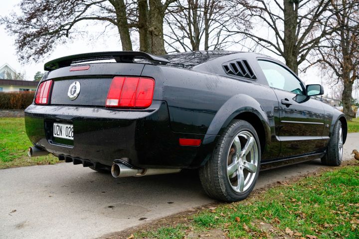 852234-10 Ford Mustang, 2006 - 297 hp