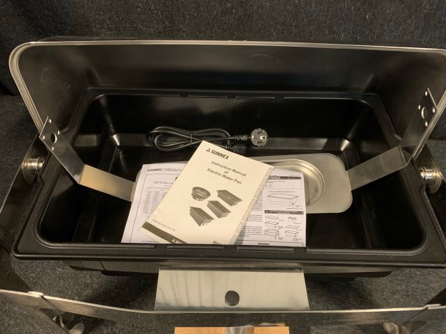 851989-3 New electric chafing dish with rolltop